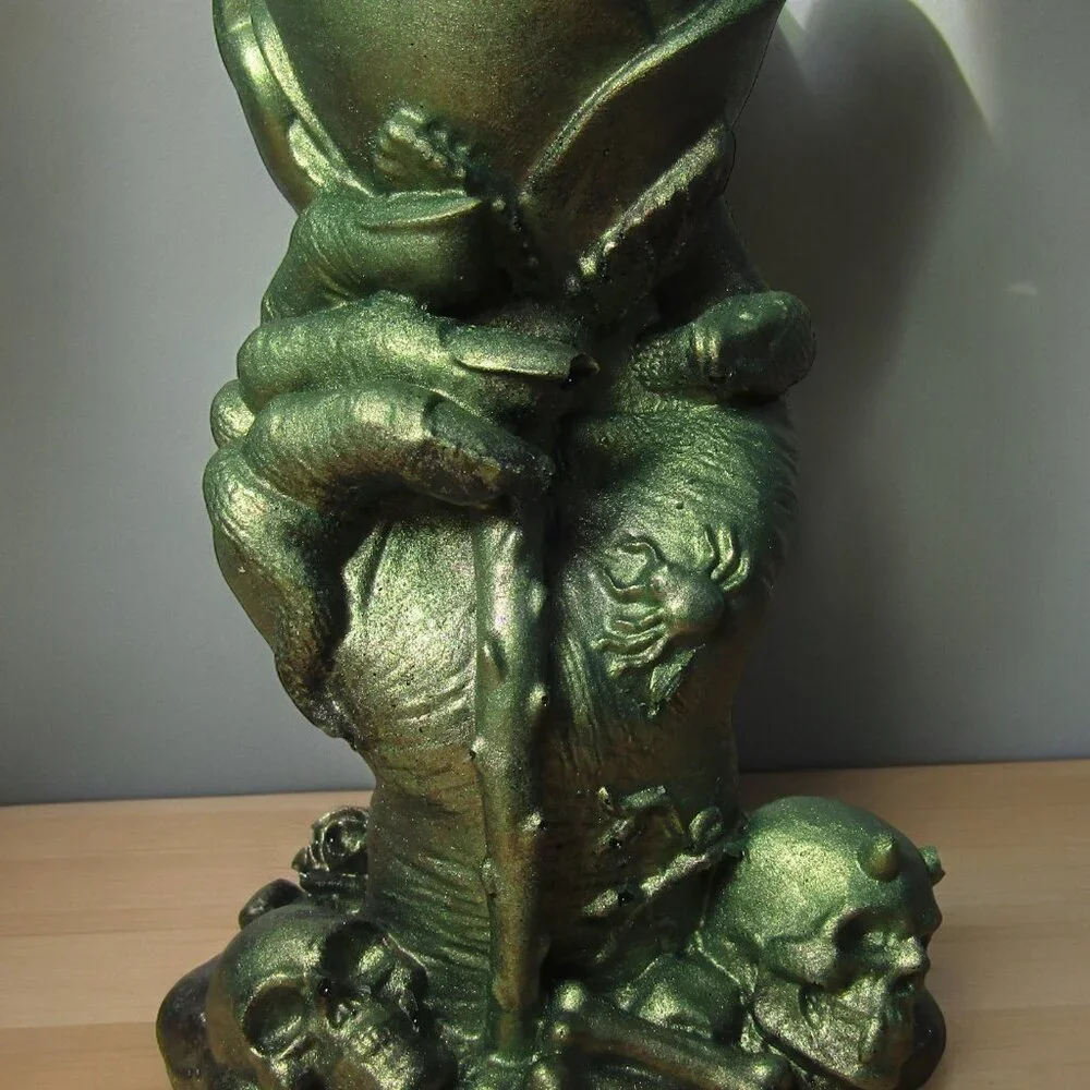 Aquarium Decoration - Creepy Hand with Green Fern Plant.